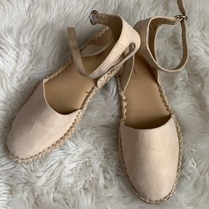 Gorgeous espadrilles sandals